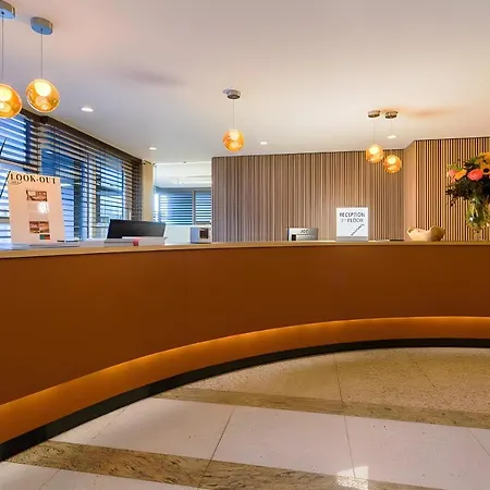 Nelson Hotel